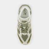 New Balance 9060 Olivine Dark Olivine